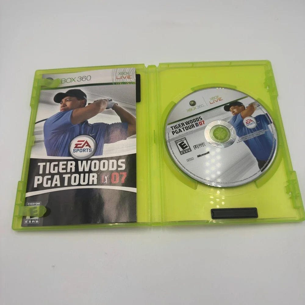 Tiger Woods PGA Tour 07 Xbox 360 EA Sports Golf Video Game Complete CIB